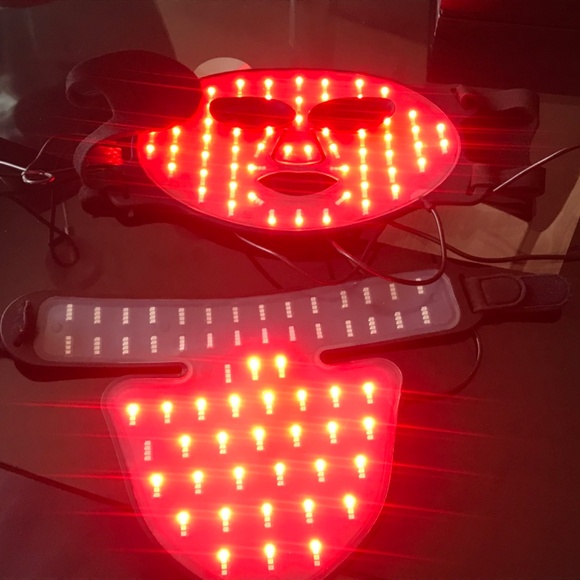 Face & Neck Red, Blue & Yellow lights $55 - Picture 11 of 16